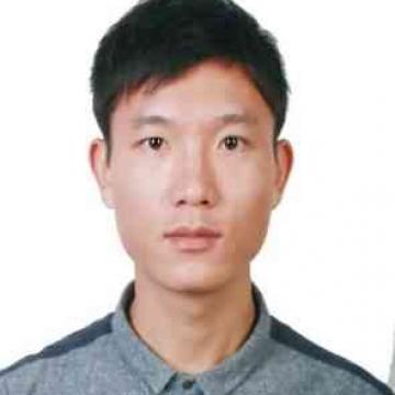 何教员